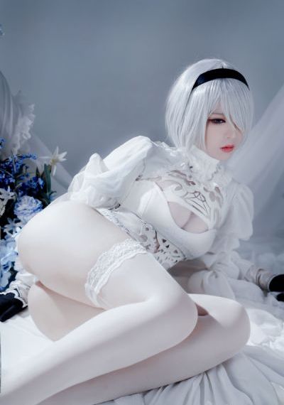 欧美大尺度吃奶做爰