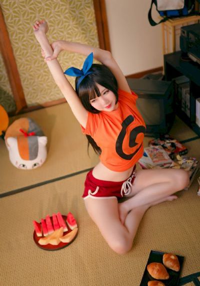 年轻的小姑子
